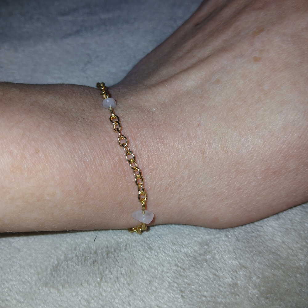 Delicate Gold Bracelet with White Beads